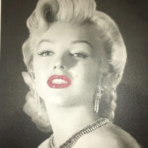 Black, white and red Marilyn Monroe canvas.